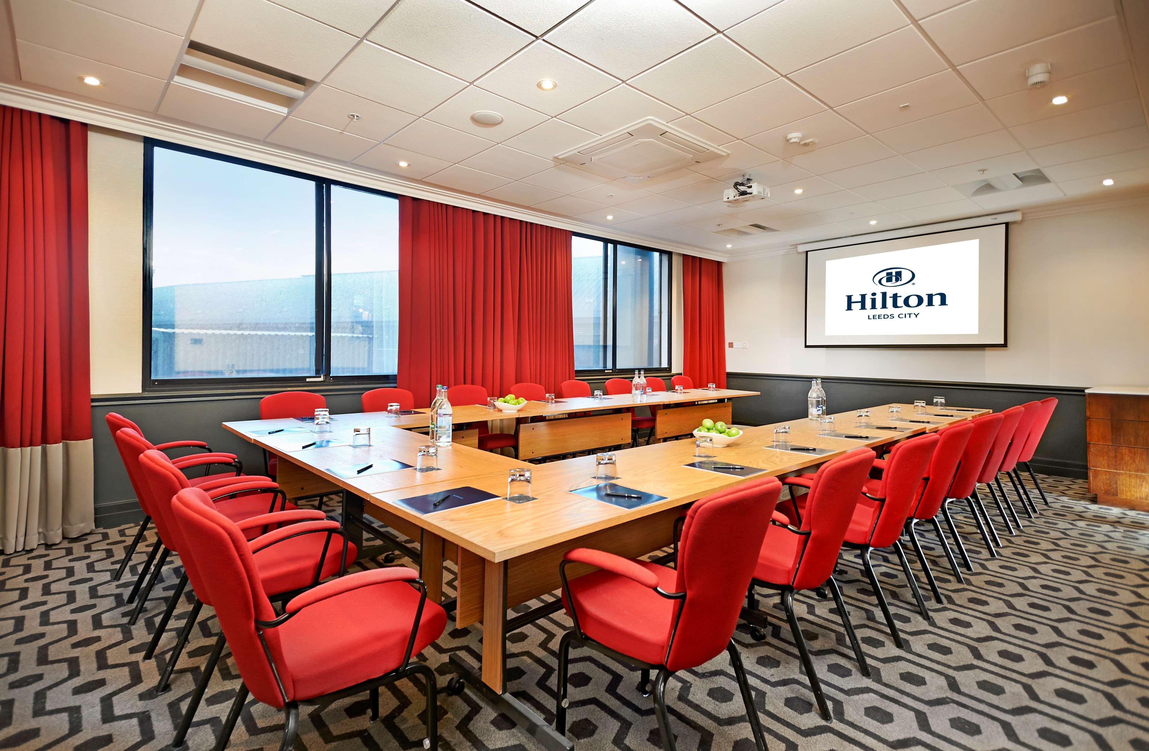 Hilton Leeds City Exterior photo