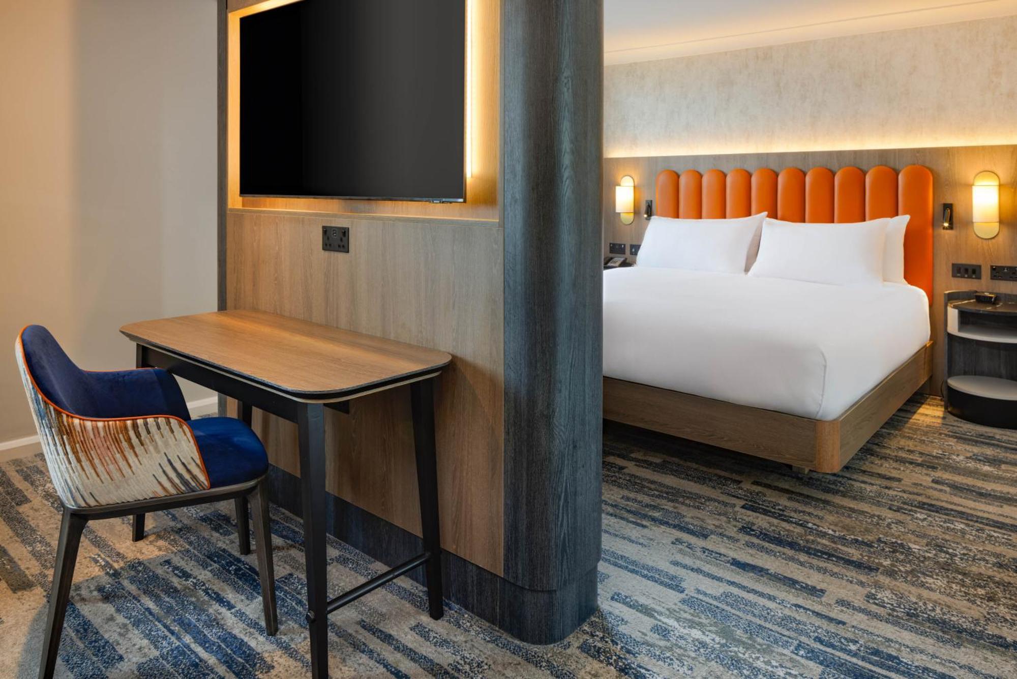 Hilton Leeds City Exterior photo
