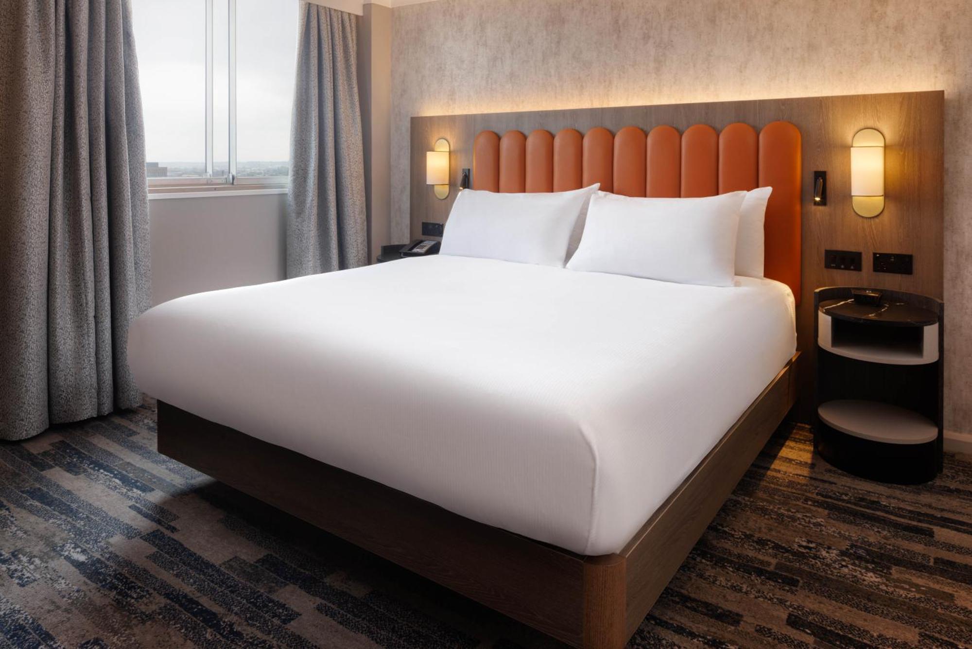 Hilton Leeds City Exterior photo